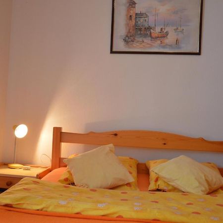 Apartment Lana เวอร์ซาร์ ภายนอก รูปภาพ