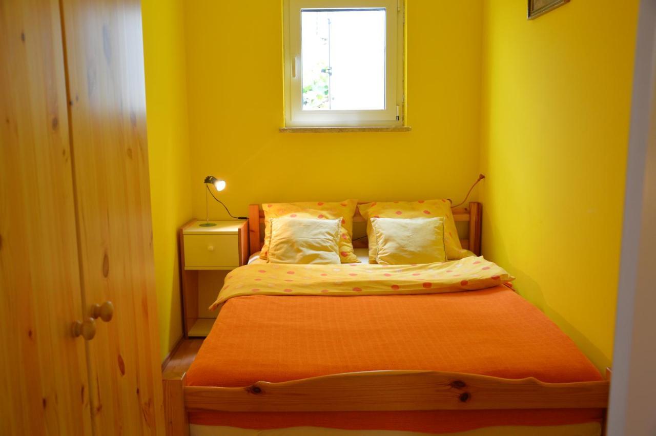 Apartment Lana เวอร์ซาร์ ภายนอก รูปภาพ