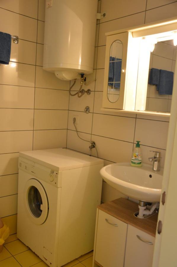 Apartment Lana เวอร์ซาร์ ภายนอก รูปภาพ